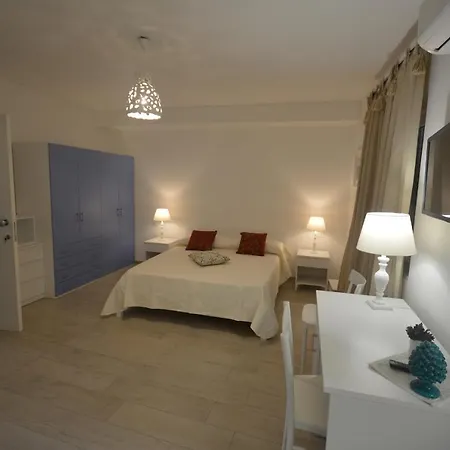 Tra Cielo E Mare Frühstückspension Soverato Superiore